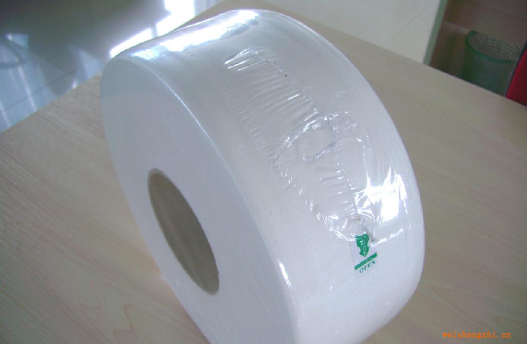 廣州品維紙業(yè)大量供應(yīng)珍寶卷紙、大盤紙-------歡迎訂購